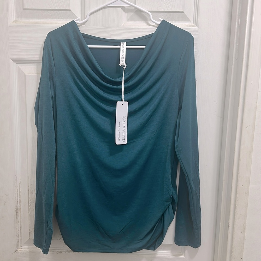 NWT Dear Scarlet told me Bulgaria Long Sleeve Size Large